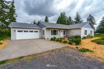 665 Rhoades Road , Winlock, WA 98596