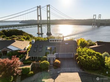 1702 N Juniper Street , Tacoma, WA 98406