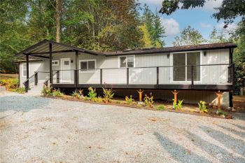 1415 Graham Drive , Camano Island, WA 98282