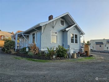 214 Frederick Street , Steilacoom, WA 98388