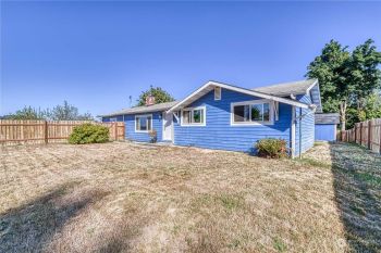 24460 Taree Boulevard NE, Kingston, WA 98346