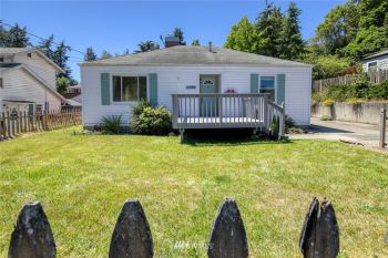 1117 Evans Avenue W, Bremerton, WA 98312