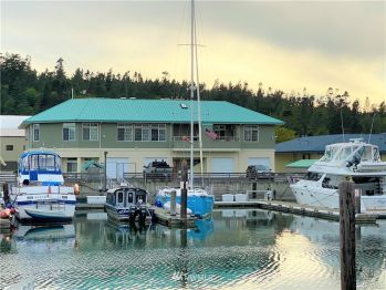 1909 SKYLINE Way #202, Anacortes, WA 98221
