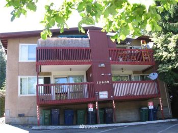 10609 Des Moines Memorial Drive S, Seattle, WA 98168
