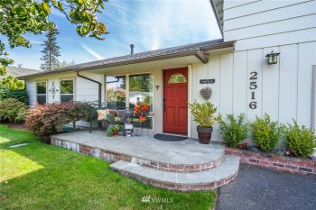 2516 Sharon Street , Centralia, WA 98531