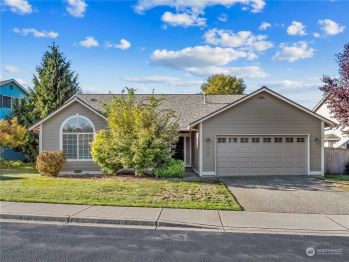 8419 133rd Street E, Puyallup, WA 98373