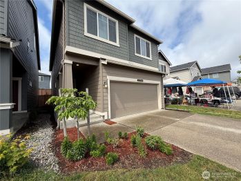 18708 108th Avenue SE, Puyallup, WA 98374