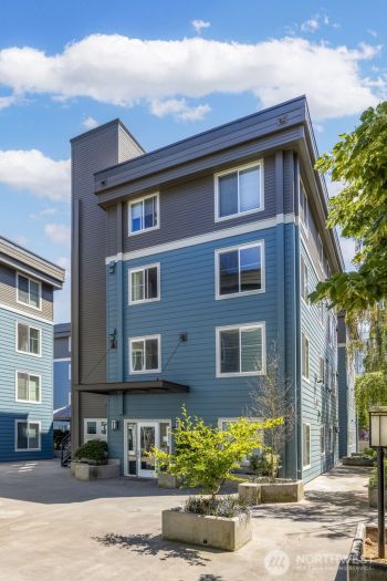 300 10th Avenue #A310, Seattle, WA 98122