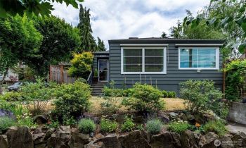 7018 8th Avenue NE, Seattle, WA 98115