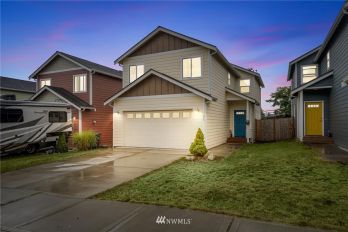 1025 12th Street , Bremerton, WA 98337