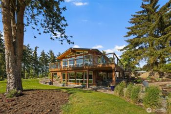 734 Shore Road , Port Angeles, WA 98362-7100