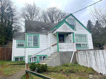 11429 Glendale Way S, Seattle, WA 98168