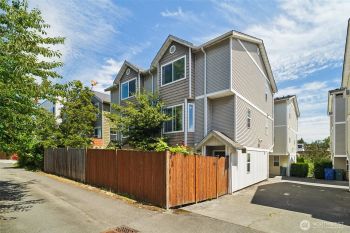 9211 Ashworth Avenue N #B, Seattle, WA 98103