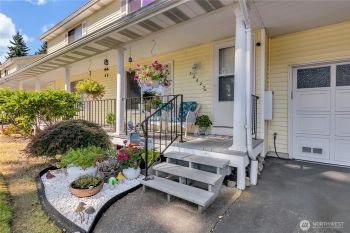 32623 3rd Place S #2-c, Federal Way, WA 98003-5716
