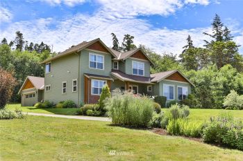 1139 York Pl , Camano Island, WA 98282