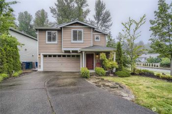 11598 SE 83rd Street , Newcastle, WA 98056