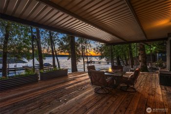 23 BUNGALOW E Lake Sammamish Parkway NE, Sammamish, WA 98074