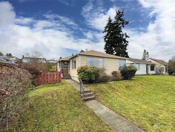 1012 E 7th Street , Port Angeles, WA 98362