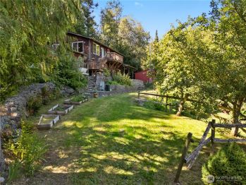 14068 Crater Lake Rd , Anacortes, WA 98221