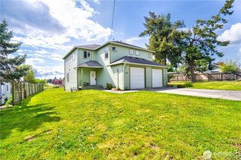 1304 -1306 H Avenue , Anacortes, WA 98221