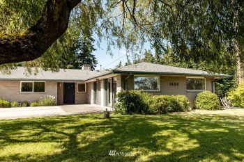 1426 SW 2nd Way , Oak Harbor, WA 98277