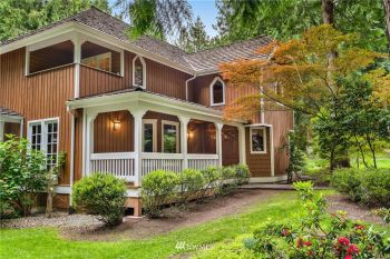 2214 202nd Avenue SE, Sammamish, WA 98075