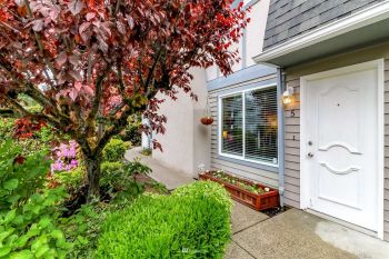 8305 Cirque Drive W #5, University Place, WA 98467