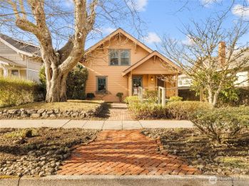 713 F Street , Centralia, WA 98531