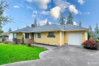 16024 Greenwood Avenue N, Shoreline, WA 98133