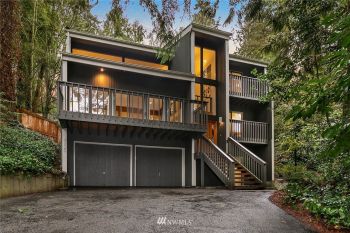 4920 NE 180th Street , Lake Forest Park, WA 98155