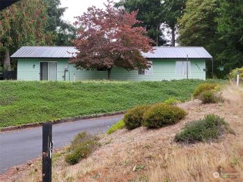 16221 Lindsay Road SE, Yelm, WA 98597