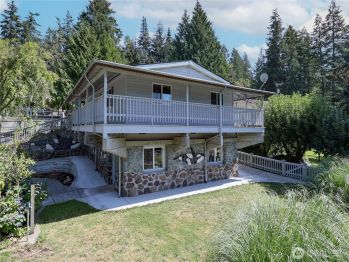 74 Wren Lane , Camano Island, WA 98282