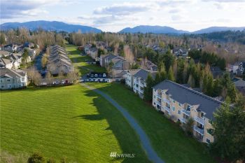 710 240th Way SE #D101, Sammamish, WA 98074-3664