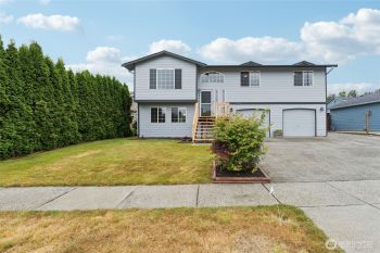 13820 51st Drive NE, Marysville, WA 98271