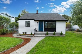 650 N Hawthorne Street , Tacoma, WA 98406