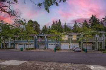10630 221st Lane NE #204, Redmond, WA 98053-2005