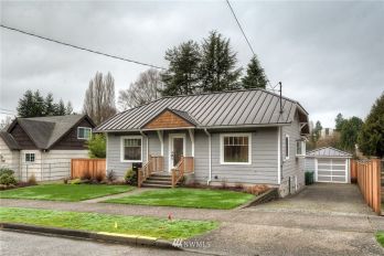 7327 39th Avenue NE, Seattle, WA 98115