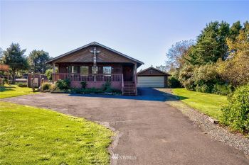 12 Lokit Street , Hoquiam, WA 98550