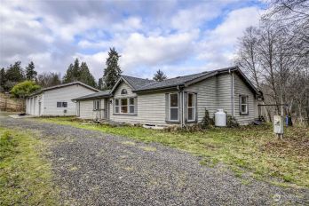 7350 NE State Highway 104 , Kingston, WA 98346
