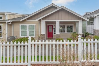 442 E Maple Street , Sequim, WA 98382