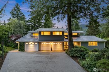 1564 Hillside Drive SE, Issaquah, WA 98027-4811