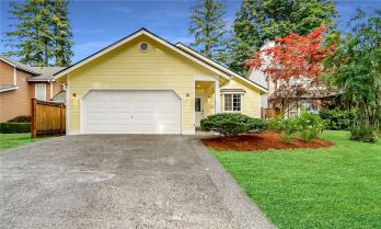 25600 Lake Wilderness Place SE, Maple Valley, WA 98038