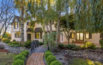 4136 Eagle Ridge Drive , Camano Island, WA 98282