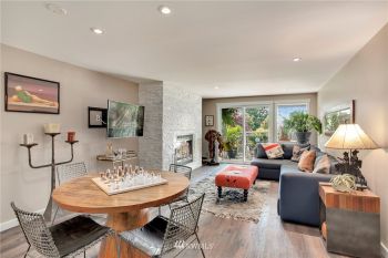 6920 California Avenue SW #14, Seattle, WA 98136