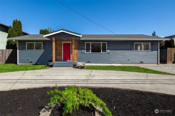 122 5th Avenue SW, Pacific, WA 98047
