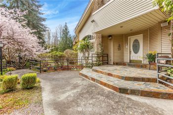 4225 159th Drive SE, Snohomish, WA 98290