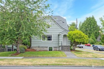 952 N Alder Street , Tacoma, WA 98406