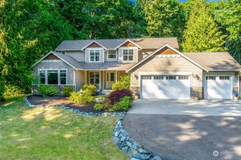 2863 Park Drive , Camano Island, WA 98282
