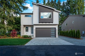 715 N 188th Street , Shoreline, WA 98133