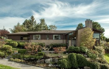 4217 SW Donovan Street , Seattle, WA 98136